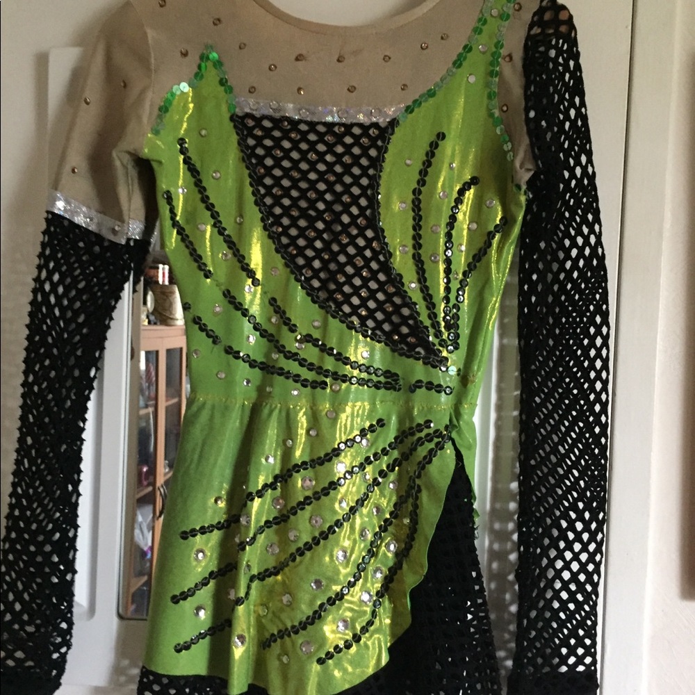 A rhythmic gymnastics costume s. XL (Junior) XXS (woman)